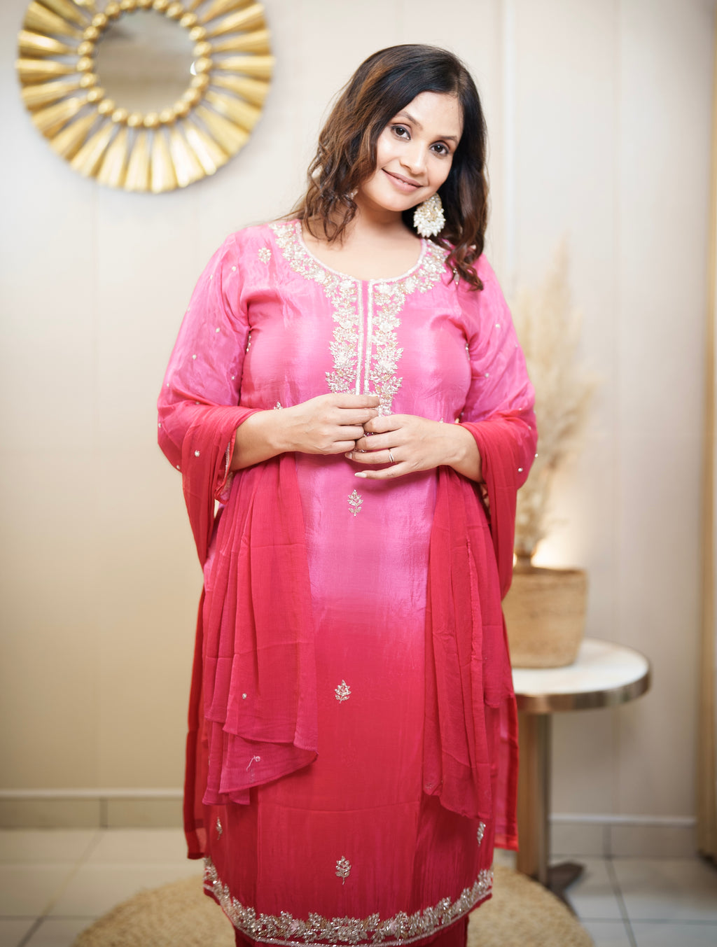 Gulabi Noor Kurta Set
